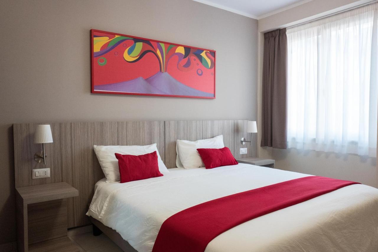 Art Suite Nel Cuore Di Napoli Exterior photo