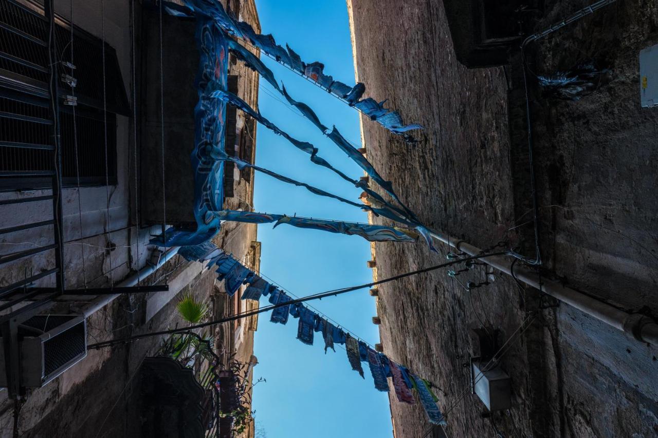 Art Suite Nel Cuore Di Napoli Exterior photo