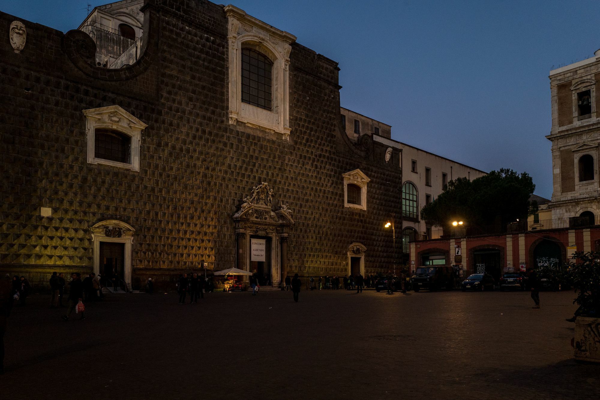 Art Suite Nel Cuore Di Napoli Exterior photo
